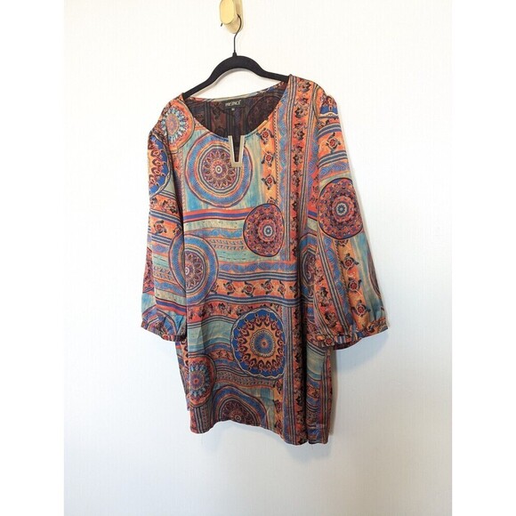 Presence Tunic Blouse Womens Plus Size 2X-3X Multicolor Geometric Satin Silky - Picture 2 of 10